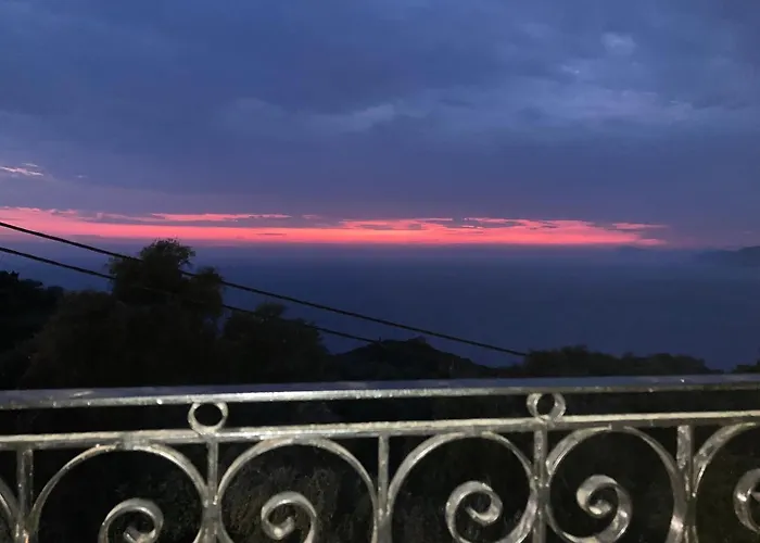 Dielino Amazing Sunset View